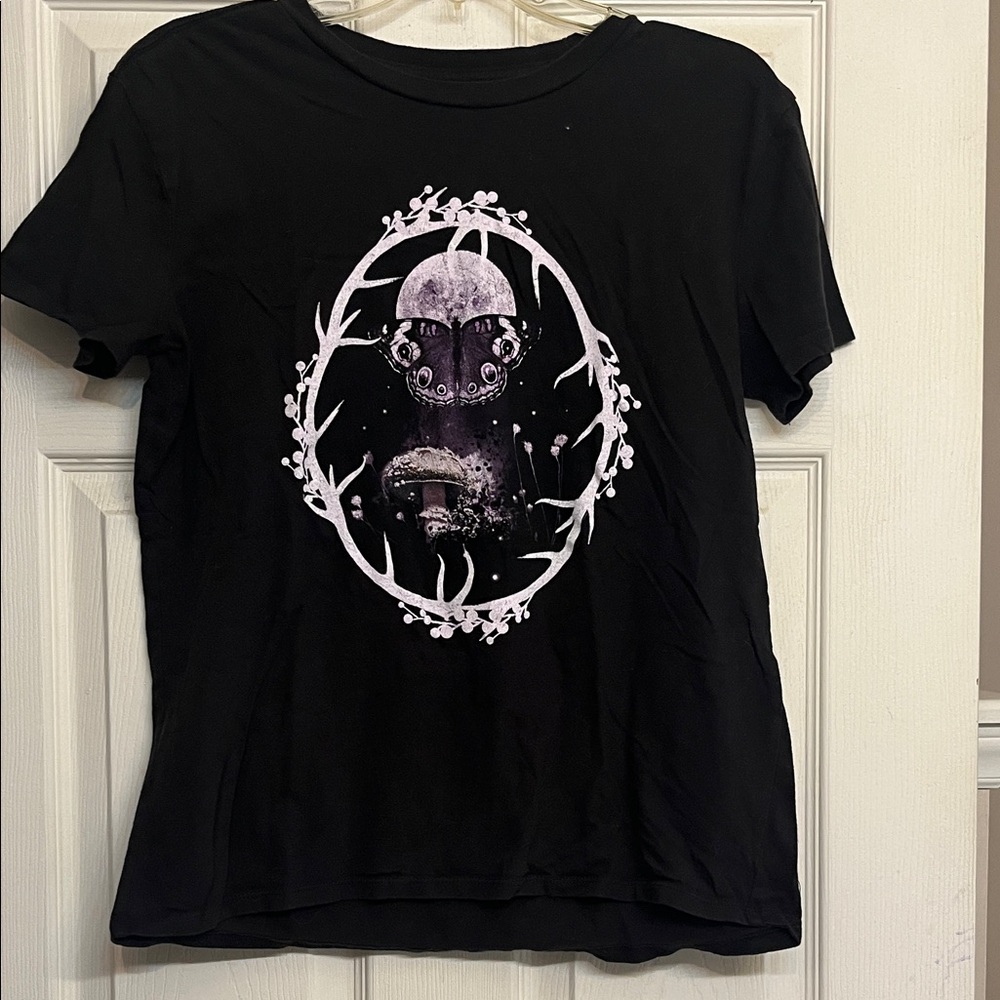 Hot Topic Black Tee with Purple Graphic